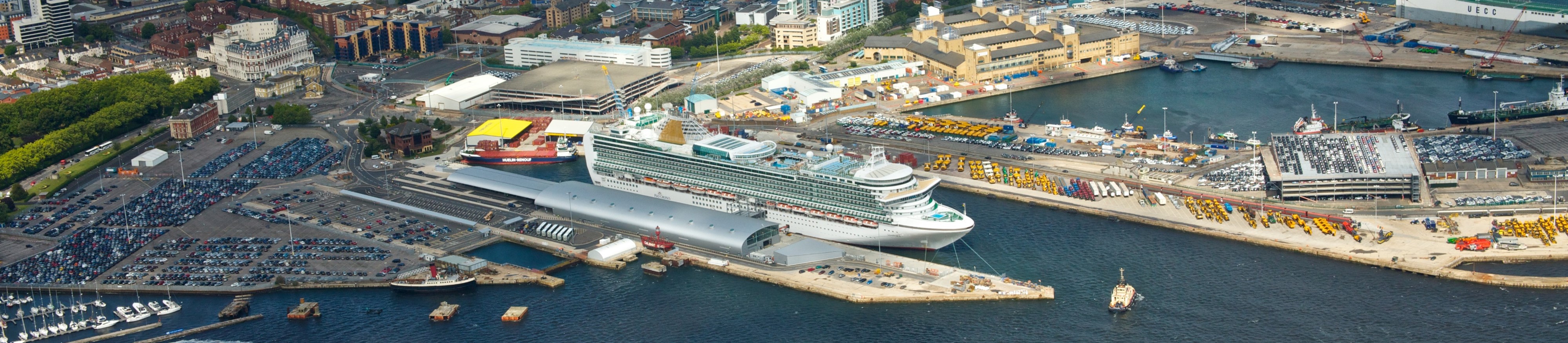 cruise-ship-port-of-southampton (1).jpg